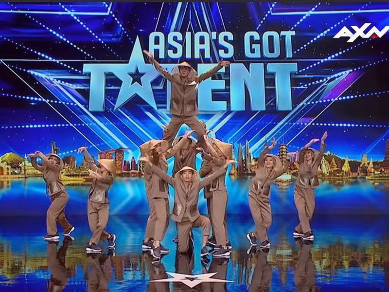 Năm 2019, Quang Đăng cùng nhóm nhảy LifeDance Team gây ấn tượng với vũ điệu nông dân tại chương trình Asia’s Got Talent.