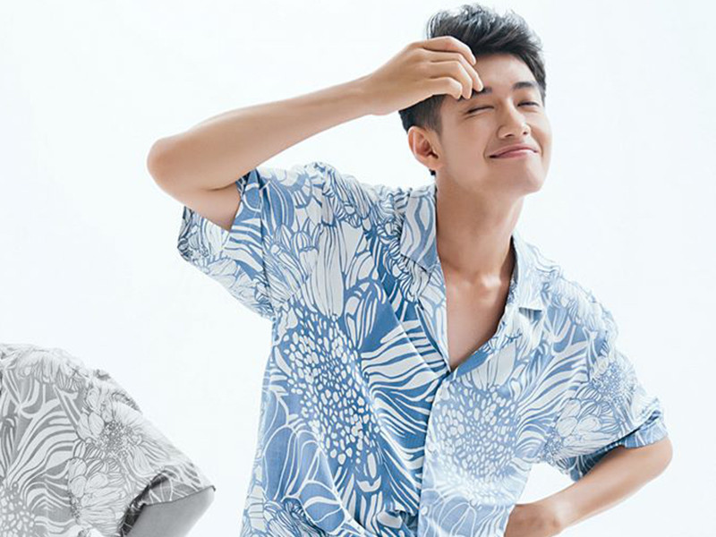 Quang Đăng trình diễn trong nhiều chương trình truyền hình như The Remix, Giọng ải giọng ai, Thử tài siêu diễn, Người bí ẩn, Bước nhảy hoàn vũ nhí…