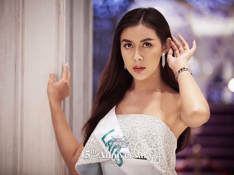 Aliya Sirisopha là đại diện của Lào tại cuộc thi năm nay. Càng gần chung kết, cô càng thể hiện tốt. Vì vậy, người hâm mộ đặt kỳ vọng Aliya sẽ lọt top.