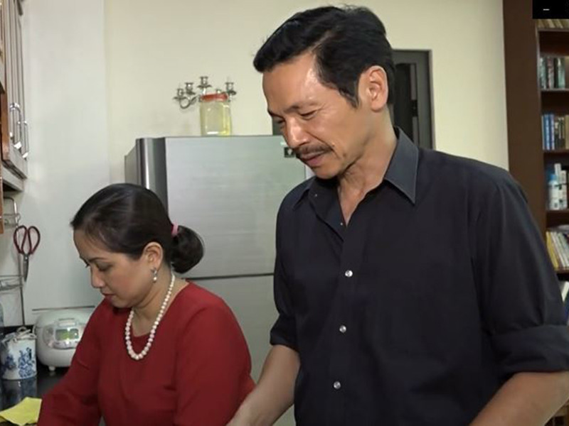 Nam nghệ sĩ từng tâm sự vợ là người dành nhiều thời gian dạy dỗ, chăm sóc các con. "Con cái ngoan ngoãn, học giỏi tôi phải gửi lời cảm ơn tới cô ấy", anh nói. Ảnh: Vietnamnet