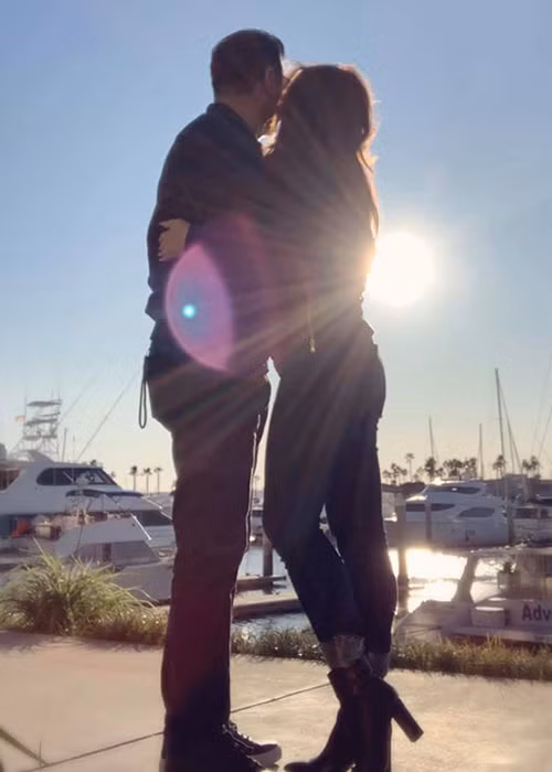 Nữ ca sĩ cho biết, Tommy là người lớn tuổi nhất trong những người từng đeo đuổi cô.