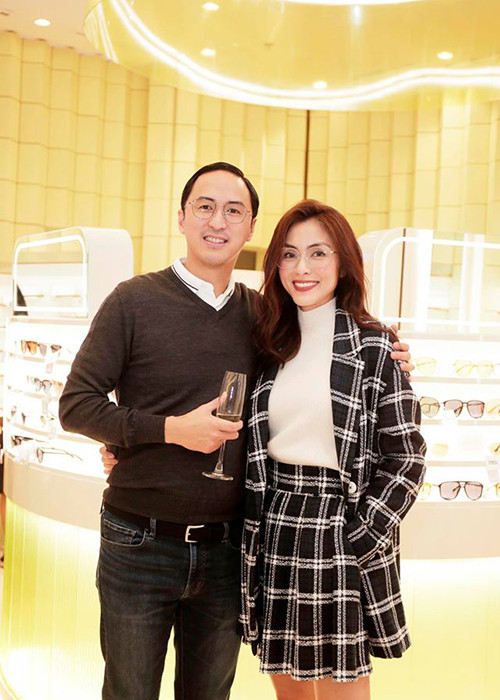 Bận rộn chăm lo tổ ấm, Tăng Thanh Hà vẫn dành thời gian kinh doanh, thiết kế thời trang.