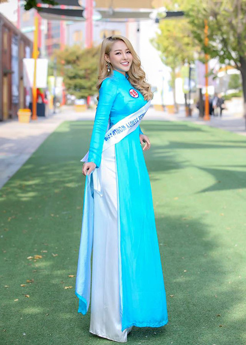 Trước thông tin Ngân 98 đoạt á hậu ao làng, có tin đồn cô mua giải với giá 150 triệu. Giữa ồn ào danh hiệu, hot girl lên tiếng: “Nghĩ sao mà bây giờ bỏ có 150 triệu ra là mua giải được. Thế thì ai cũng thành á hậu hết”.