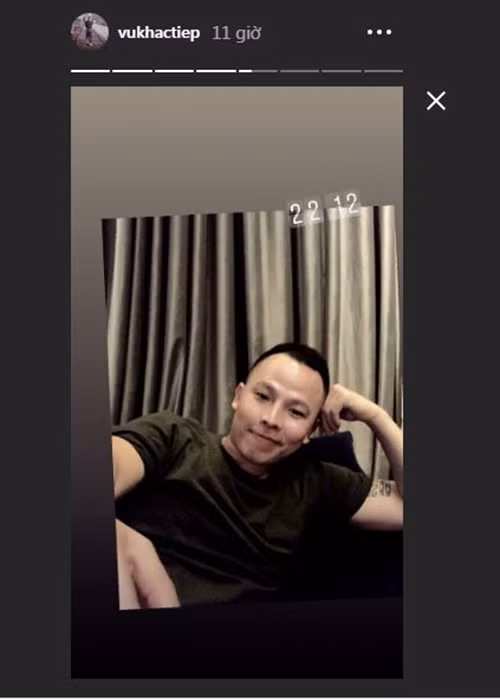 Ông trùm chân dài tuyên bố tạm đóng Facebook nhưng vẫn sử dụng Instagram.