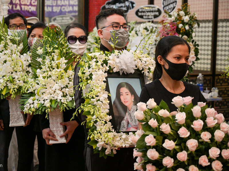 Theo nguyện vọng của Mai Phương, gia đình an táng nữ diễn viên theo các nghi lễ đạo Tin Lành. Ảnh: Zing