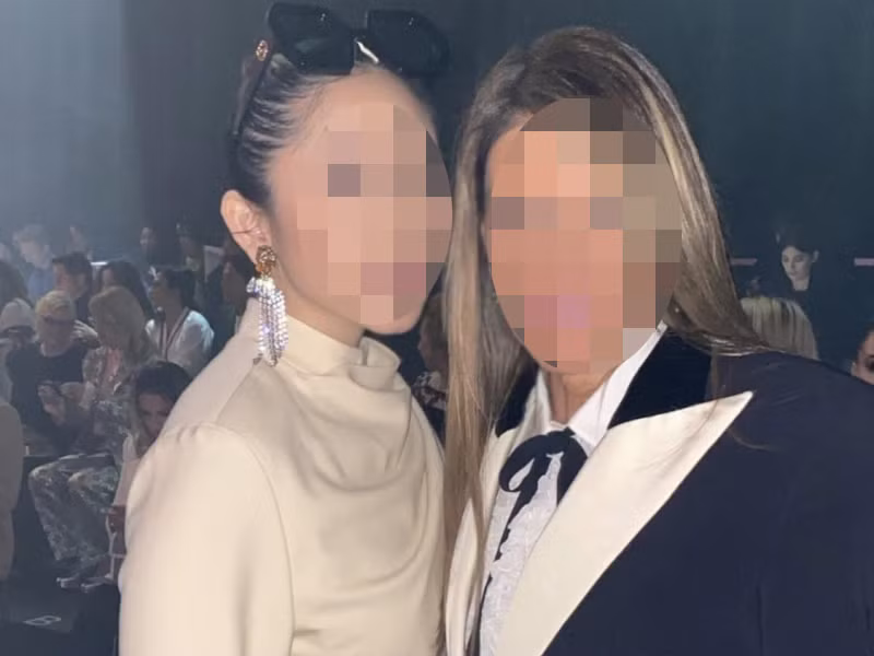 Saint Laurent và Gucci trả lời New York Times rằng không có bất kỳ nhân viên nào của họ xuất hiện dấu hiệu bị bệnh. Hãng sẽ thông báo tới những người từng ngồi gần chị em N.N nhằm giúp họ chủ động đi xét nghiệm và có biện pháp phòng dịch kịp thời. Hiện tại, khán giả khá lo lắng khi nhiều sao quốc tế từng dự show chung với N.N.