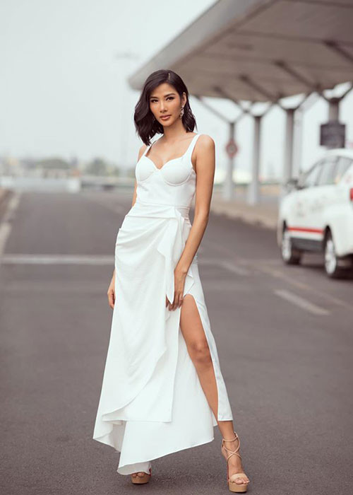 Theo Zing, Hoàng Thùy mong muốn lấn sân lĩnh vực phim ảnh trong năm 2020.