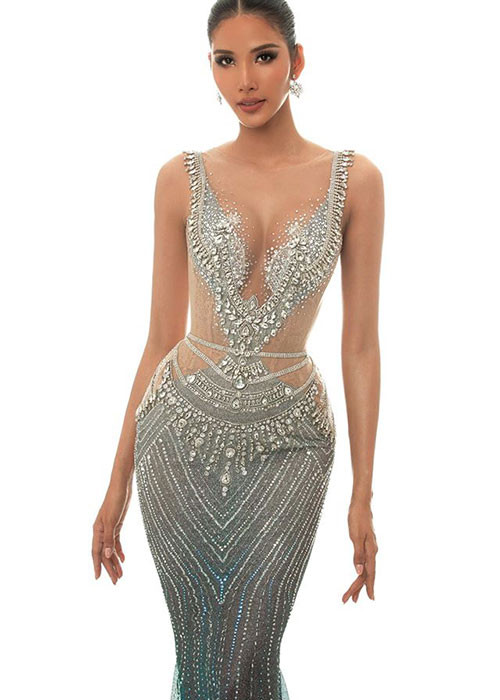 Sau Hoa hậu Hoàn vũ Thế giới, Hoàng Thùy được fan khuyên nên tiếp tục thi nhan sắc quốc tế.