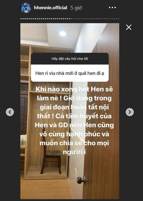 Gần đây, H'hen Niê xây nhà mới cho bố mẹ ở quê. Trước đó, cô hoàn thiện căn nhà sàn của gia đình.