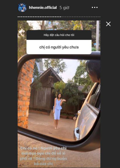 Bạn trai của H'hen Niê vừa trở về Sài Gòn từ Đắk Lắk.