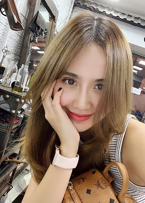 Nữ diễn viên sinh năm 1990 cho biết, việc làm mẹ đơn thân không phải điều gì quá ghê gớm.