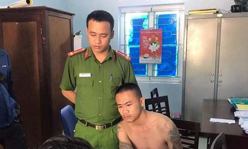 Con trai pho cong an xa bi ke nghi ngao da danh nhap vien