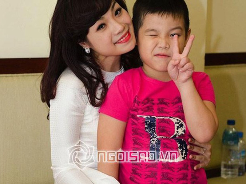 Tuy nhiên, cuộc hôn nhân của Ngọc Khuê đổ vỡ vào năm 2012.