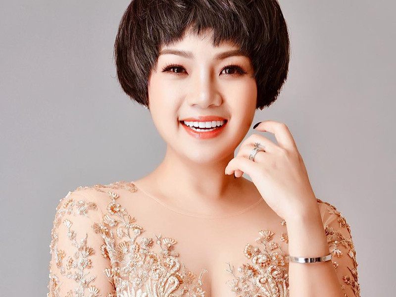 "Khi rao bán khách sạn này tôi rất tiếc vì đây là công trình mà gia đình đã bỏ rất nhiều tâm sức để đầu tư", Ngọc Khuê nói.