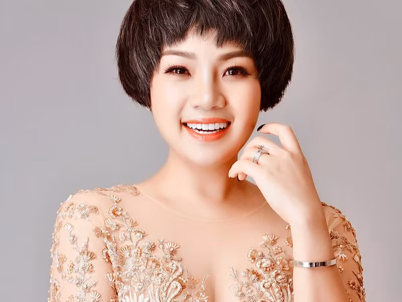 "Khi rao bán khách sạn này tôi rất tiếc vì đây là công trình mà gia đình đã bỏ rất nhiều tâm sức để đầu tư", Ngọc Khuê nói.