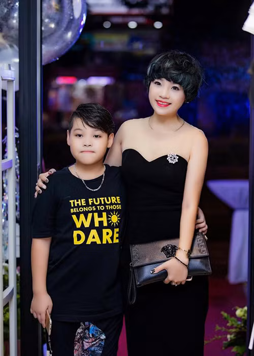 Ngọc Khuê phải mất hơn 3 năm mới cân bằng được cuộc sống.