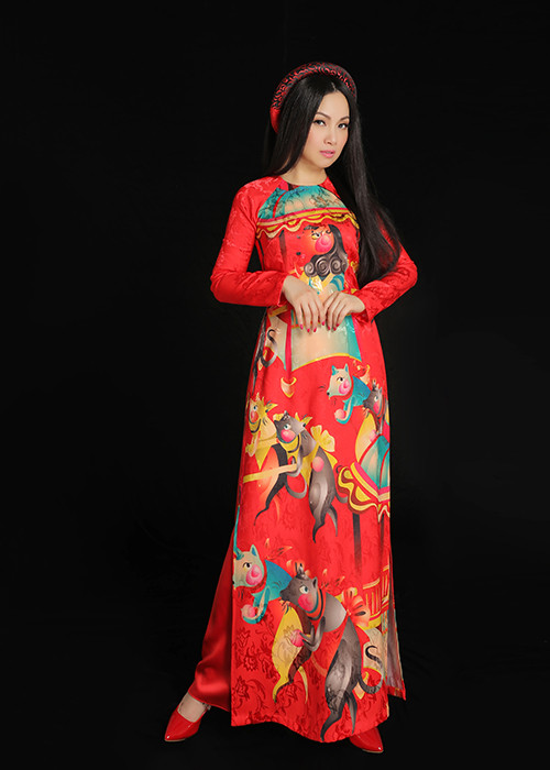 Sắp tới, cô sẽ đóng vở kịch "Đại hội minh tinh kỳ" tại hải ngoại. Diễn cặp với Hà Phương là Lương Thế Thành và Minh Luân.