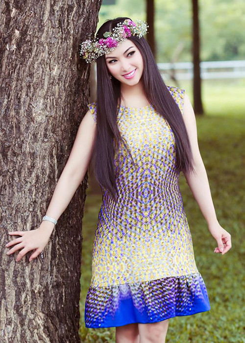 Ngoài tổ ấm hạnh phúc, em gái của Cẩm Ly hiện tại còn sở hữu nhan sắc không tuổi.