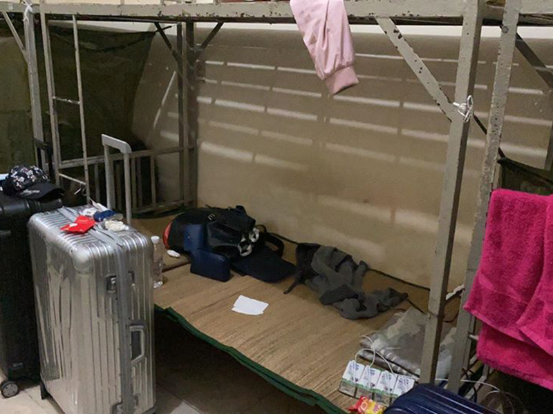 Chân dài 8x cho biết, trong 14 ngày cách ly, cô sẽ dành thời gian thiền tịnh.