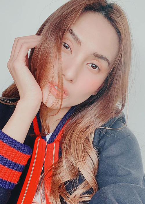 Không chỉ Võ Hoàng Yến cách ly tập trung, hàng loạt nghệ sĩ cũng phải cách ly 14 ngày do về từ vùng dịch như: Châu Bùi, Lynk Lee, Dương Thanh Vàng, Phương Oanh.