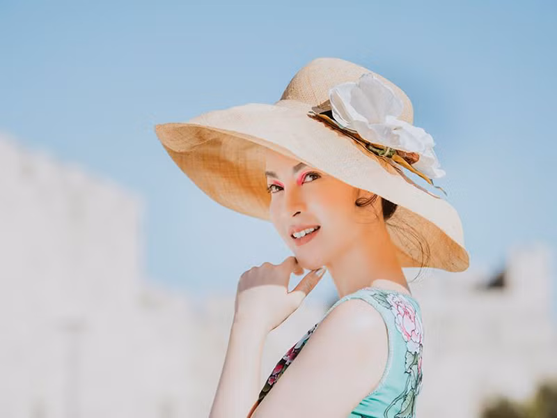 Nữ MC “Sức sống mới” cũng từng tâm sự con gái đi du học ở nước ngoài từ sớm nên có quan điểm rất Tây, ủng hộ tình yêu của mẹ.