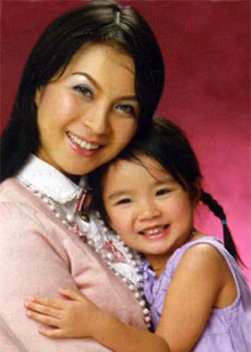 Loat anh hiem hoi cua con gai MC Thanh Mai dang o My