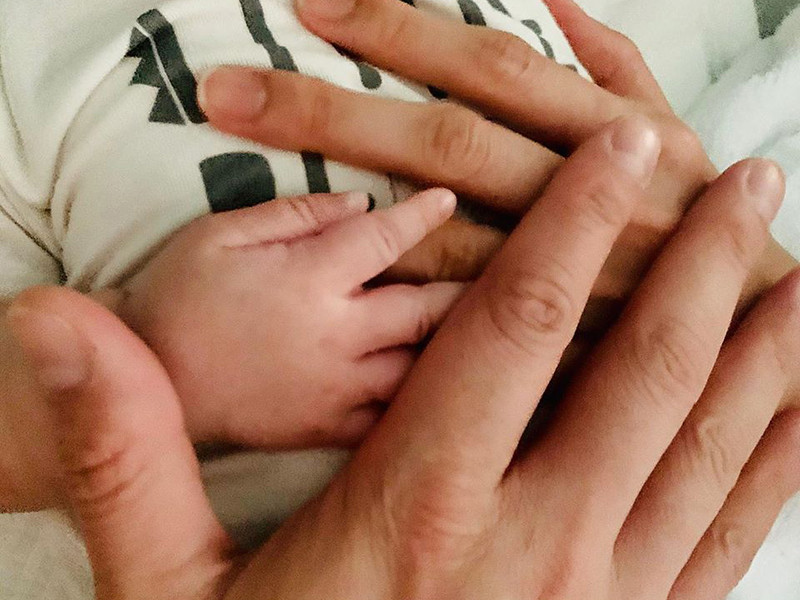 Cặp đôi có một cậu con trai chung chào đời vào tháng 11/2019.