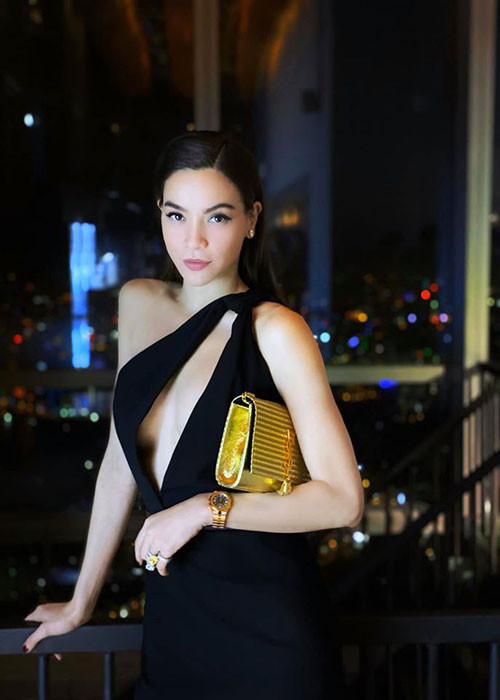 Nữ ca sĩ trẻ trung, quyến rũ với 3 vòng chuẩn miễn chê.