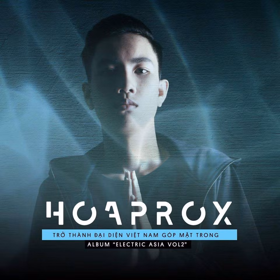 Ở tuổi 23, Hoaprox đã giành được nhiều thành tựu đáng nể về âm nhạc. Năm 2018, anh từng được mời đến "thánh địa EDM" - Amsterdam (Hà Lan) - tham gia trình diễn trong một lễ hội âm nhạc lớn. Cũng trong năm này, ca khúc I Can’t Find You do anh sản xuất nắm giữ vị trí đầu tiên trong album Electric Asia Vol.2: The Best New Hit from Asia được phát hành bởi Billboard. Một năm sau đó, 9X tiếp tục là gương mặt duy nhất của Việt Nam góp mặt album Electronic Asia Vol 3 – 15 Of Best New Electronic Hits From Asia. Đầu năm 2019, chia sẻ với Zing.vn, nhà sản xuất 9X cho biết một số hãng đĩa có tiếng tại nước ngoài đã mời gọi anh ký hợp đồng gia nhập công ty.