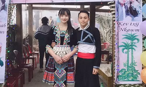 Co dau trong dam cuoi Tay Bac nhan 