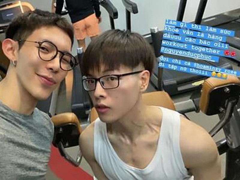 Chàng quán quân Giọng hát Việt 2015 thường xuyên tập luyện cùng Erik.