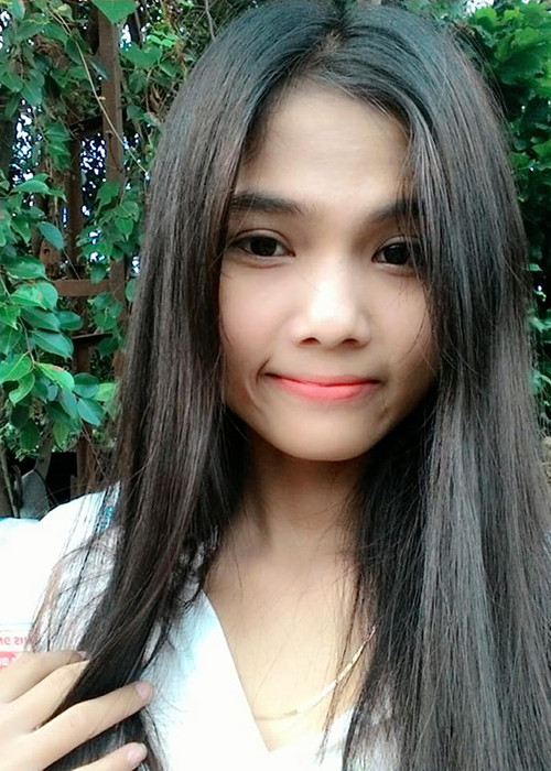 Trong khi H'hen Niê có tính cách mạnh mẽ thì H'min lại đằm thắm, dịu dàng.