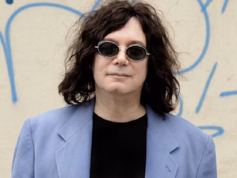 Sau sự ra đi của cha, con gái của Huyền thoại nhạc Rock khuyên mọi người nên ở nhà, không chỉ vì bản thân mà còn cho cả những người khác giữa tình hình COVID-19 diễn biến phức tạp. Ảnh: VTC