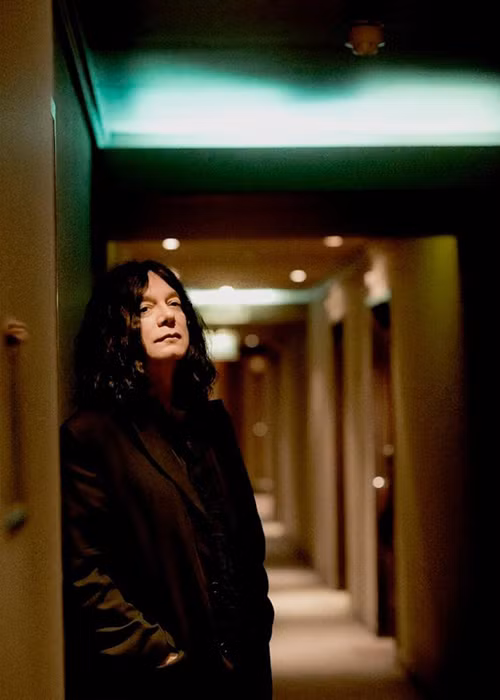 Khi ban nhạc The Arrows tan vỡ năm 1977, Alan Merrill tiếp tục hoạt động âm nhạc với vai trò nghệ sĩ solo. Ảnh: Một thế giới