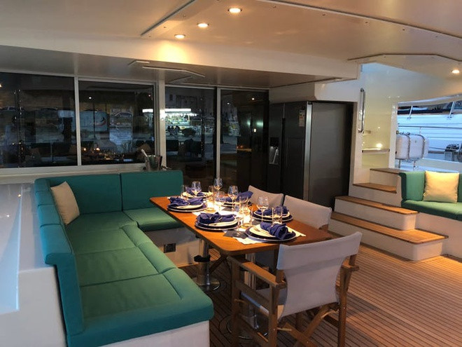 Ben trong du thuyen 3,3 trieu USD chay bang nang luong mat troi-Hinh-6