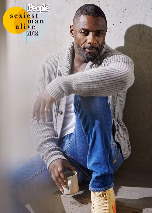 Idris Elba cho biết thêm, mọi người cần phải nghiêm túc về việc giữ khoảng cách an toàn khi ở nơi đông người, rửa tay thường xuyên bởi nhiều người nhiễm bệnh không có triệu chứng rõ rệt như anh có thể dễ dàng truyền bệnh cho người khác.