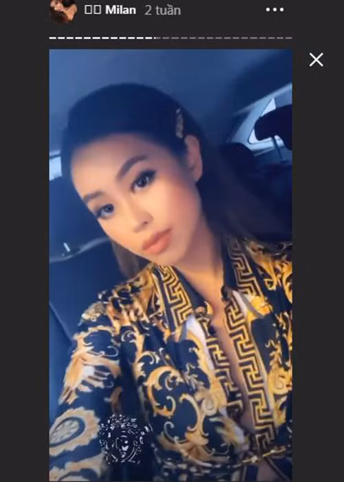 Tiếp đó, hot girl di chuyển sang Milan (Italy) để xem show thời trang.