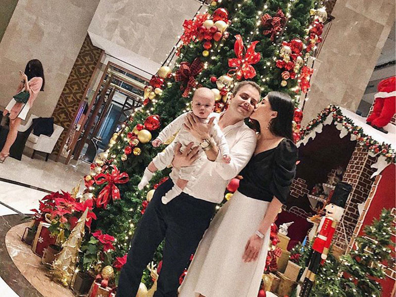 Kha Mỹ Vân có bố mẹ chồng tâm lý, suy nghĩ phóng khoáng, ít khi can thiệp vào đời sống cá nhân của hai vợ chồng.