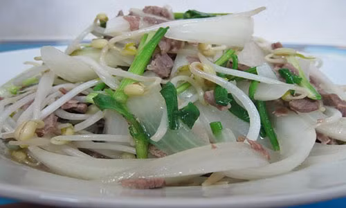 2 loại rau ngậm nhiều hóa chất, thuốc trừ sâu nhất nhưng nhà nào cũng chuộng 2 loai rau ngam nhieu hoa chat, thuoc tru sau nhat nhung nha nao cung chuong