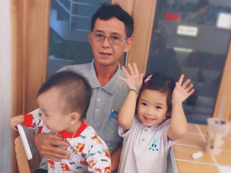 Nữ diễn viên từng bày tỏ, cô rất thương mẹ và cảm thấy bất lực khi chưa làm được gì nhiều cho ba mẹ.