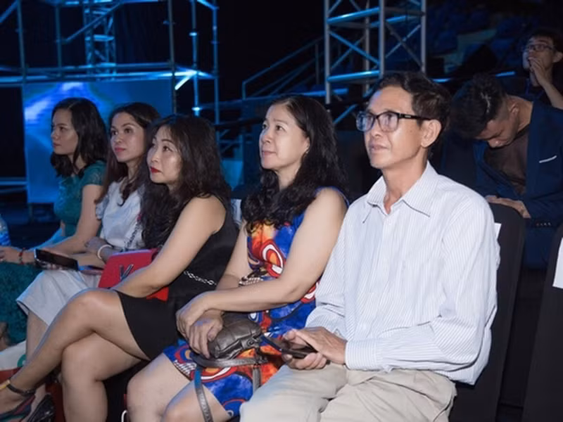 Bố mẹ của Mai Phương rất hiếm khi xuất hiện trước công chúng. Ảnh: Duyên dáng Việt Nam