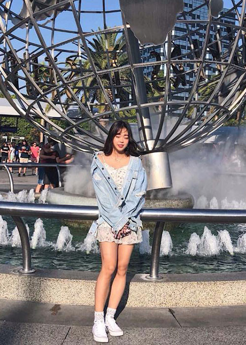 Con gái của Thu Hoài hiện không còn mũm mĩm như xưa.