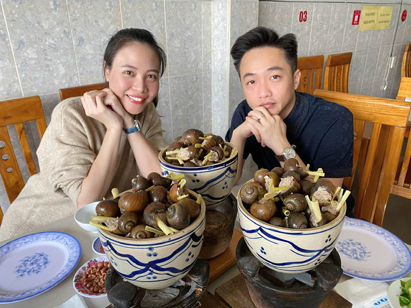 Dù là đại gia nhưng Cường Đô la có tổ ấm bình dị đầy hạnh phúc.