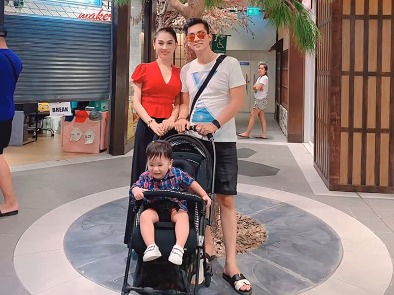 Không ít người ngưỡng mộ tổ ấm hạnh phúc của Lâm Khánh Chi.