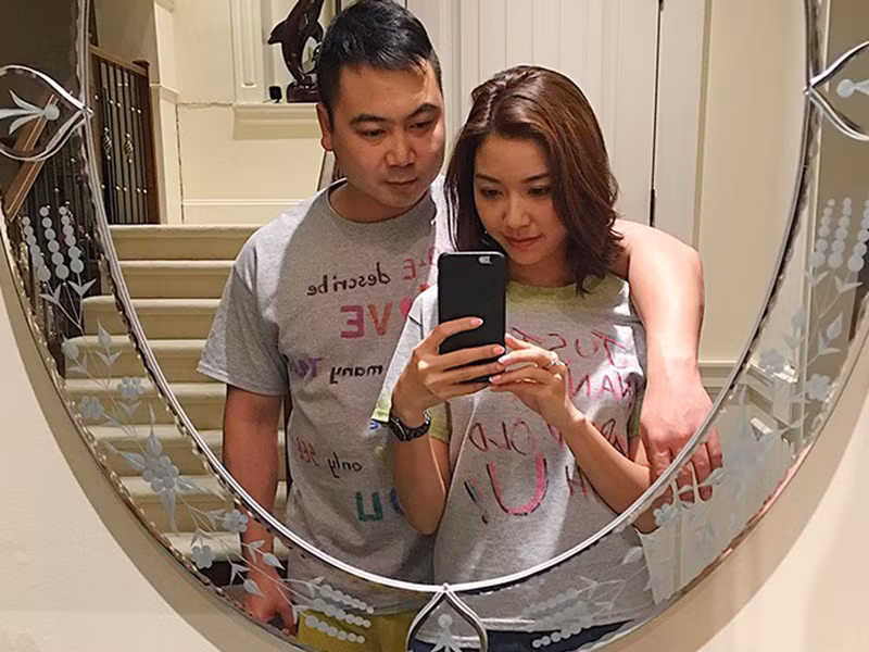 Chuyện tình của cặp đôi tan vỡ năm 2017. Người thông báo chia tay là Á hậu Thúy Vân.