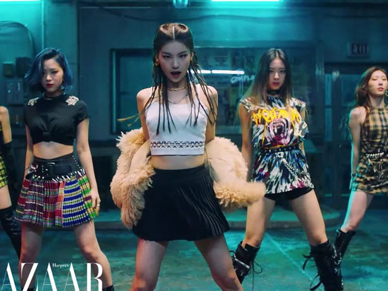 Fan của nhóm nhạc tân binh nữ đình đám nhất hiện nay ITZY cũng lo lắng khi những thần tượng bị theo dõi.
