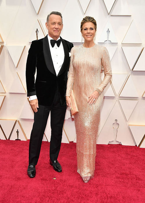 Trước ngôi sao Thái Lan, vợ chồng tài tử Hollywood Tom Hanks xác nhận dương tính với Covid-19 khi đang quay phim ở Australia.