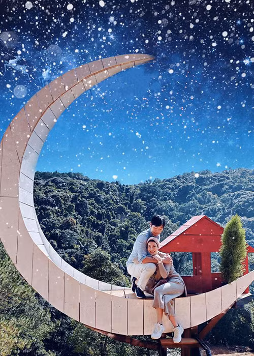 Cặp đôi dính như sam sau khi công khai hẹn hò.