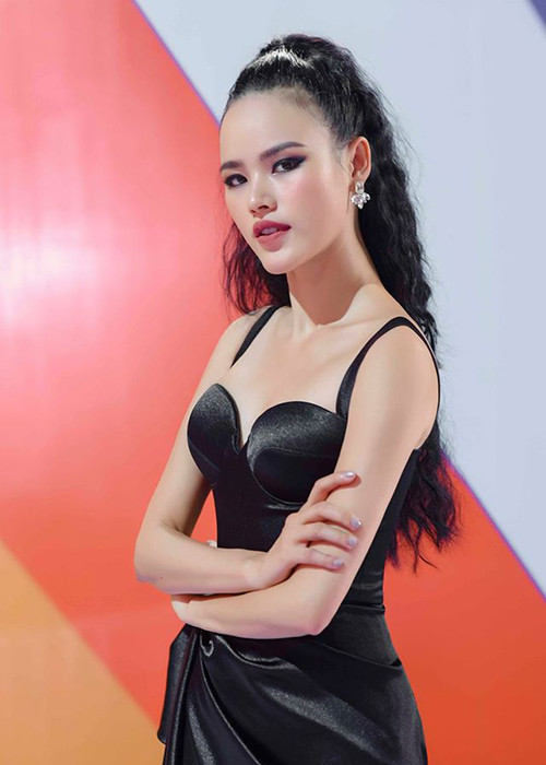 Tuyết Lan sẽ tập trung hoạt động trong lĩnh vực thời trang trong năm nay.