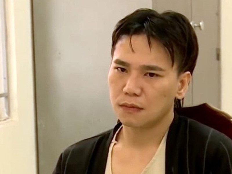 Trong số những nghệ sĩ sử dụng ma túy, Châu Việt Cường gây hậu quả nghiêm trọng nhất. Ngày 5/3/2018, sau khi sử dụng chất kích thích, anh bị ảo giác và tưởng bạn gái H. bị ma nhập. Ảnh: VTC